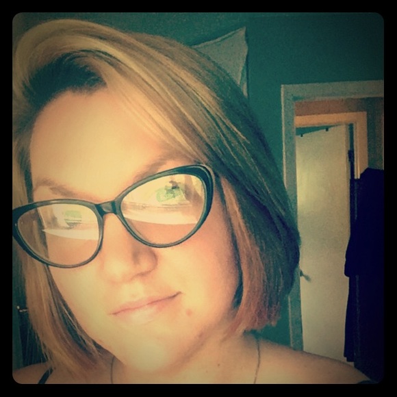 Meet the Posher Other - Meet your Posher, Jessica